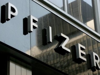 Перші 800000 доз вакцин Pfizer, схвалені для використання в Великобританії