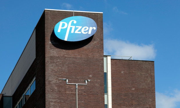 Перші 800000 доз вакцин Pfizer, схвалені для використання в Великобританії